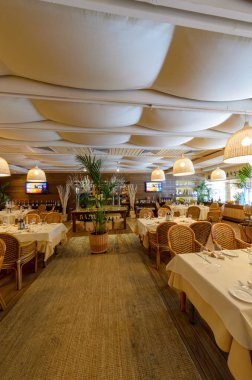 Restoran iç atış