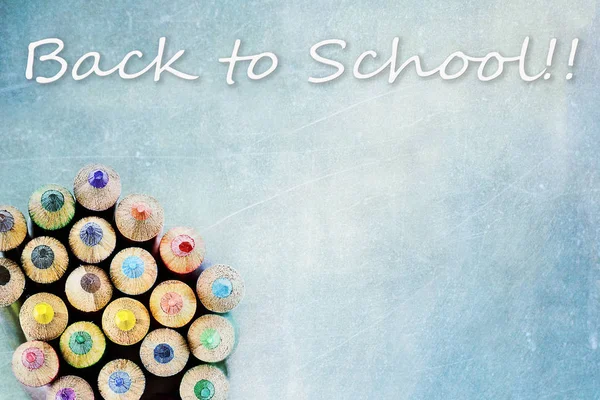 De volta aos lápis de cor da escola — Fotografia de Stock