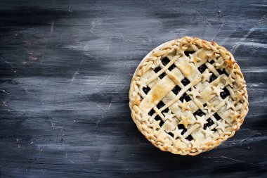 Böğürtlenli turta kopya alanı ile