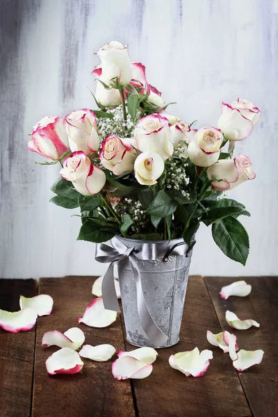 Farmhouse Style Bouquet — Stock Photo, Image