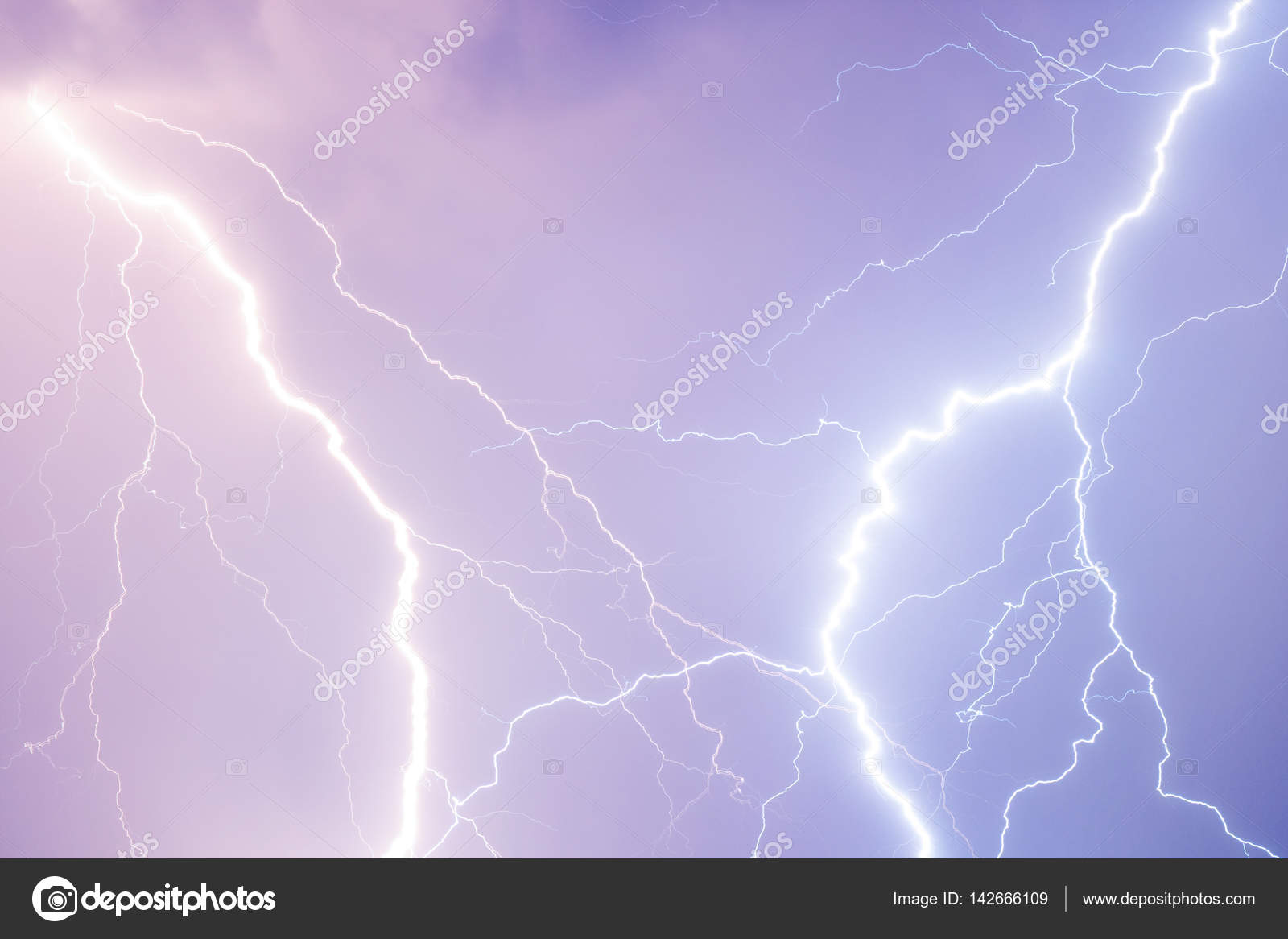 フォーク雷写真素材 ロイヤリティフリーフォーク雷画像 Depositphotos フォーク雷写真素材 ロイヤリティフリーフォーク雷画像 Depositphotos