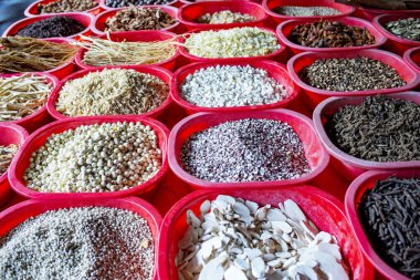 Kurumuş çoklu tahıl mahsullerini kapatın.