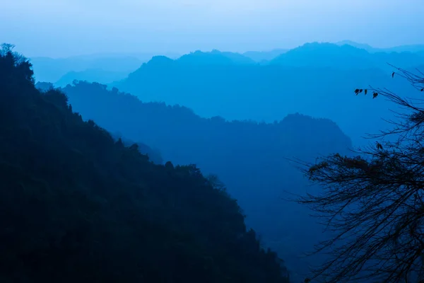 Montanhas Pairam Umas Sobre Outras Província Sichuan China — Fotografia de Stock