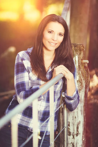 Beautiful Smiling Brunette Woman — Stock Photo, Image