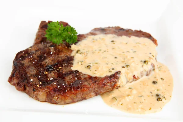 Steak dengan saus lada — Stok Foto
