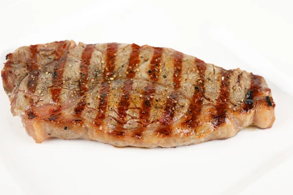 Un steak croustillant grillé — Photo