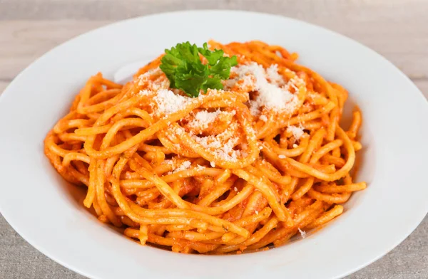 Pasta with tomato sauce — Stock Photo, Image