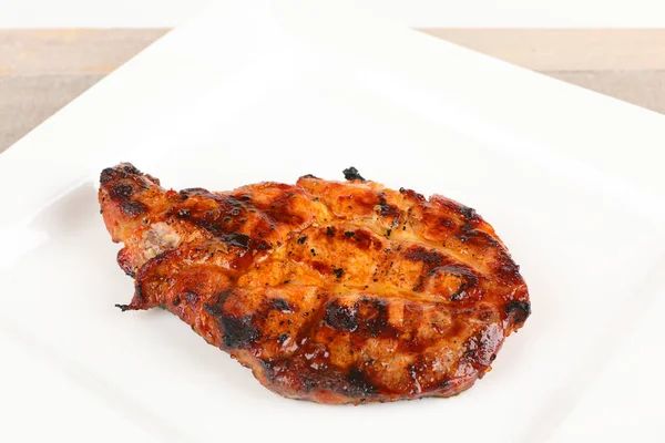 Bir plaka üzerinde ızgara boyun biftek — Stok fotoğraf