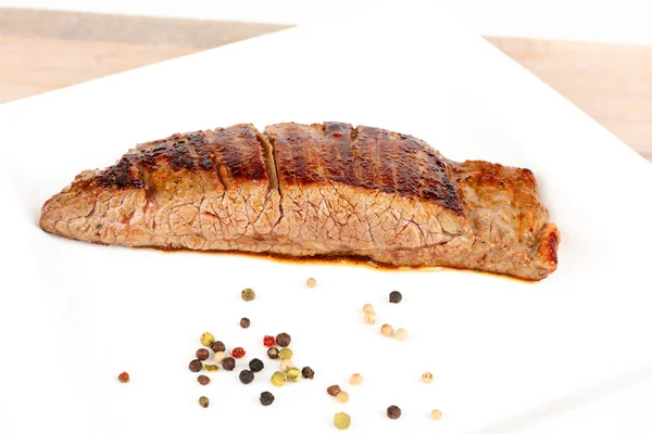 Gegrilltes trockenes langes Flank Steak — Stockfoto