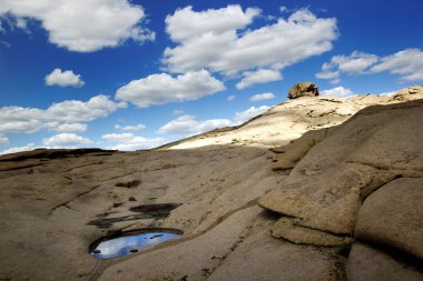 Bektau ata, Kazakistan'ın sönmüş yanardağ