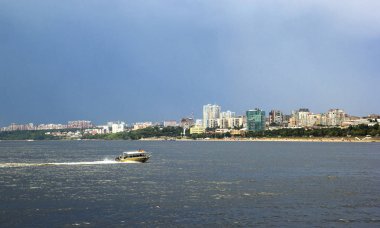Samara kent ve Volga Nehri, Rusya Federasyonu.