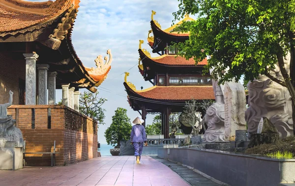 Monk Ho Quoc pagoda, Phu Quoc Adası, Vietnam yürüyüş