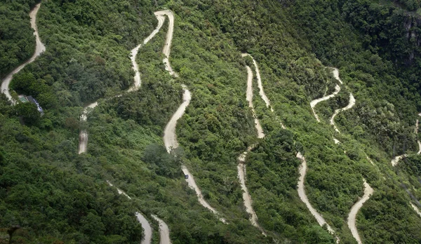 Die kurvenreiche Straße nach Machu Picchu Stockbild