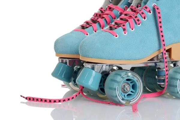 Primer plano patines de gamuza azul — Foto de Stock