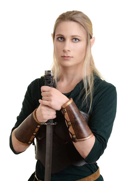 Elfo de madeira feminino isolado com espada — Fotografia de Stock