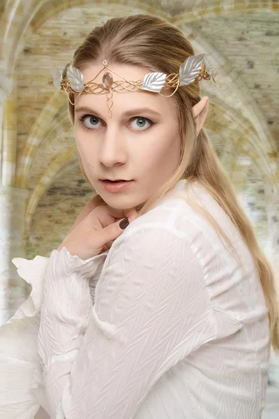 Portrait female elf with crown — Stock Photo, Image