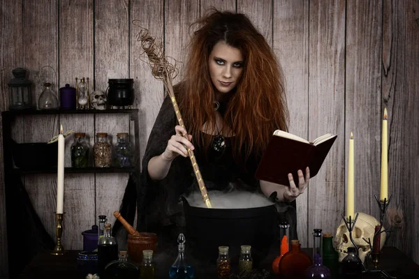 Witch Her Cottage Making Magic Potion — Stock Photo, Image
