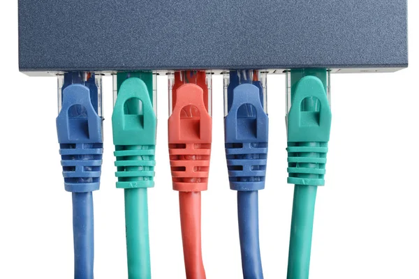 Izolowany Portowy Przełącznik Sieciowy Ethernet Kablami — Zdjęcie stockowe