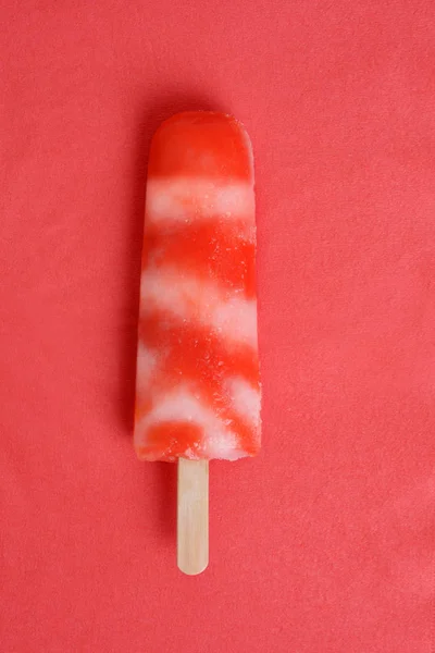 Strawberry Vanilla Popsicle — Stock Photo, Image