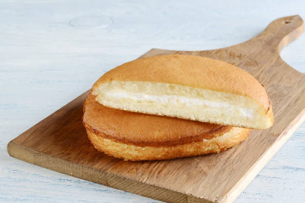 Vanilla Sponge Cake Cream Filling — Stock Photo, Image