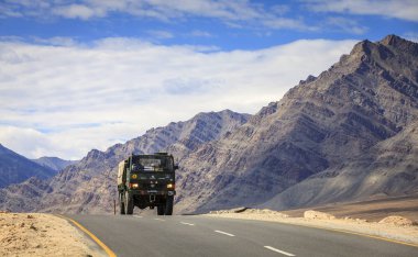 Askeri parça Olimpiyatlar Yarın başlıyor