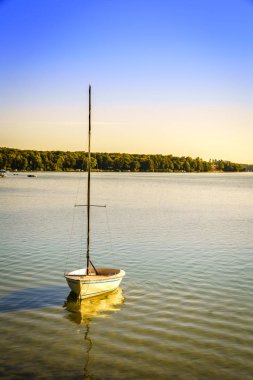 Sakin göl Leelanau sabahı
