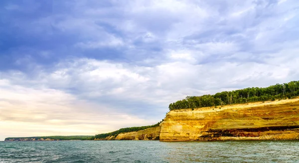 Rochas retratadas Lakeshore Nacional — Fotografia de Stock