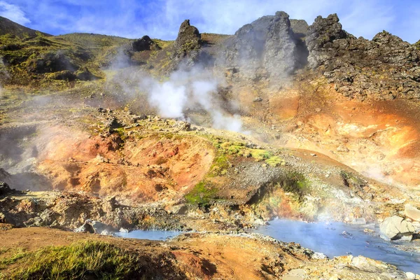 Reykjadalur-dalen i södra Island — Stockfoto