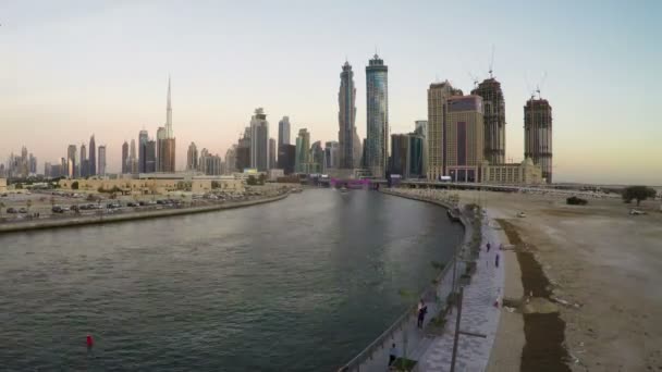 Dubai Canal por do sol — Vídeo de Stock