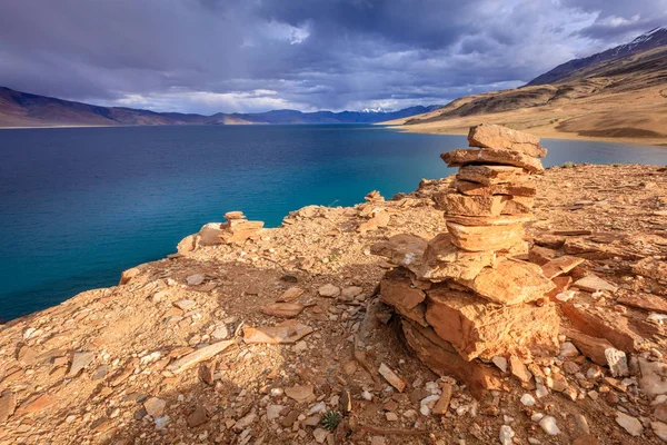 Альпійські озера Tso Морірі — стокове фото