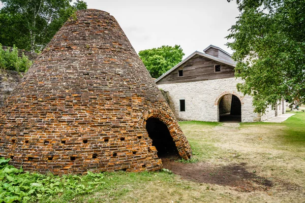 Kohlenmeiler in Faeytte historischer Ort — Stockfoto