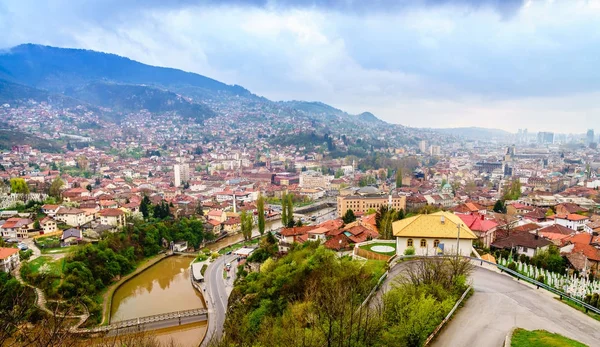 Vista Panorámica Ciudad Sarajevo Bosnia — Foto de Stock