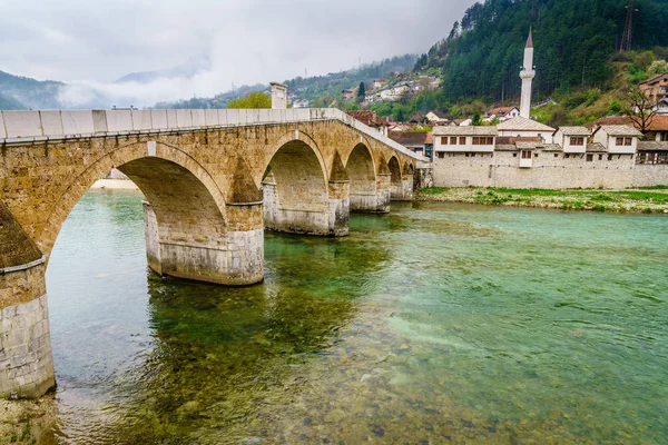 Stary Most w mieście Konjic — Zdjęcie stockowe