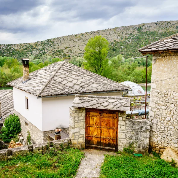 Avluda bir köy — Stok fotoğraf