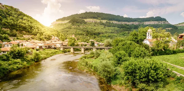 Rzeka Jantra Mieście Veliko Tarnovo Bułgaria — Zdjęcie stockowe