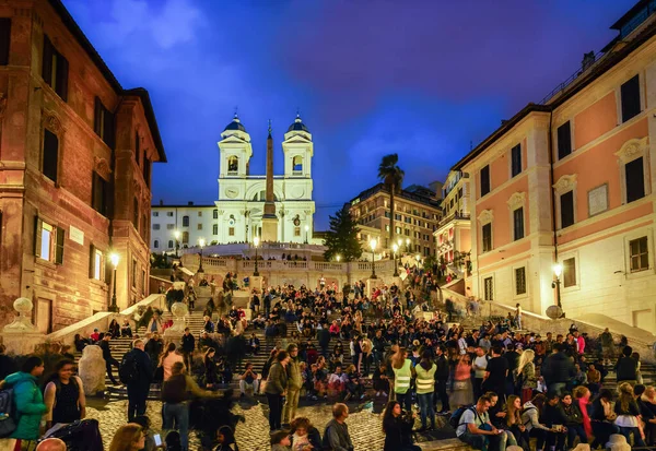 Roma 'da İspanyol Merdivenleri, İtalya' da gece — Stok fotoğraf