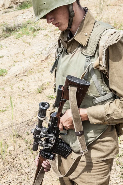 Soviet paratrooper in Afghanistan — Stock Photo, Image