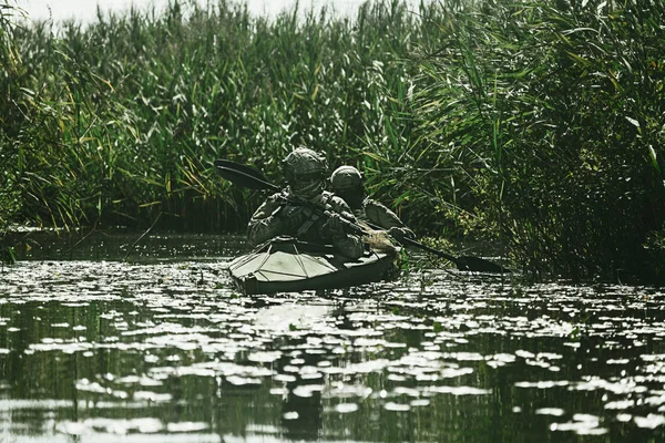 Spec ops in the military kayak — Stock Photo, Image
