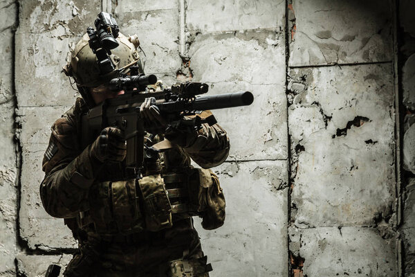 Армейский рейнджер в форме
