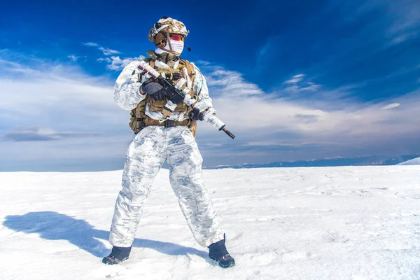 Zimní polární hory válčení — Stock fotografie