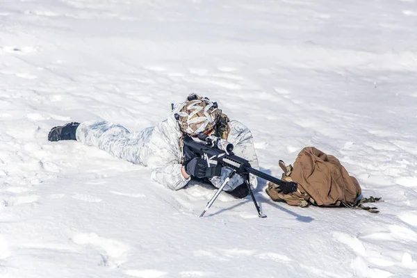 冬の山岳戦 — ストック写真