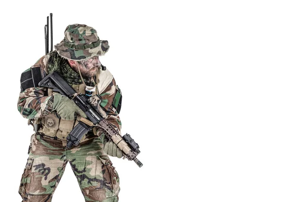 Jungle warfare unit — Stock Photo, Image