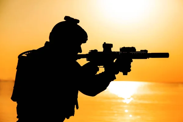 Army soldier silhouette — Stock Photo, Image