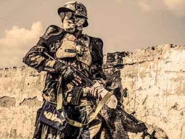 Yazı apoc canavar kurtulan