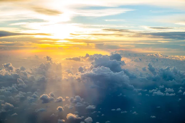 Вид с воздуха с закатом — стоковое фото