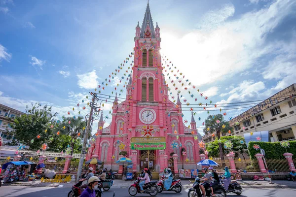 Kilisesi İsa Saigon'Sacred Heart