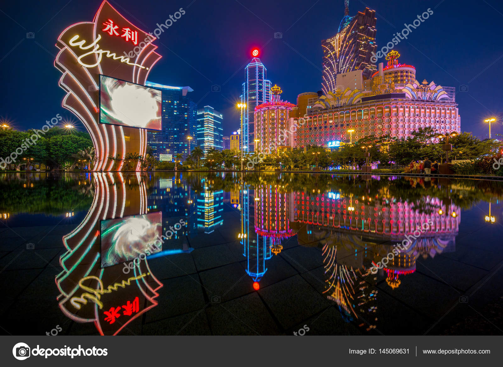 Night view of Macau – Stock Editorial Photo © richie0703 #145069631