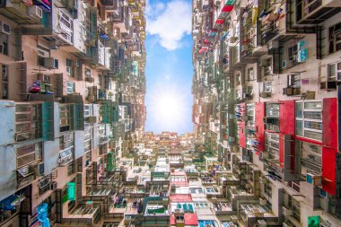 Hong Kong'da bina yichang