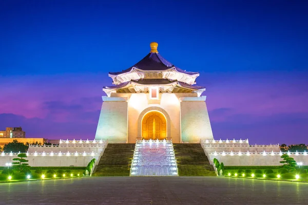 Chiang kai shek memorial hall — Stockfoto