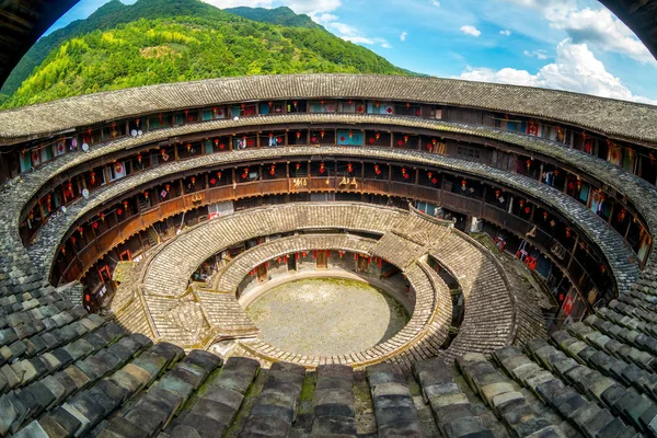 fujian tulou (hakka cezaevi) balık gözü lens ile havadan görünümü